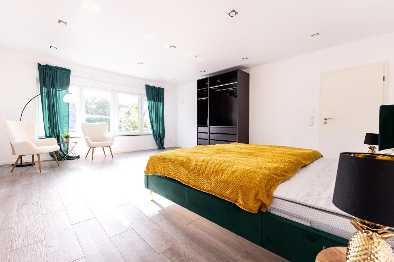 Design Apartment Zentral Fuer 6 In Andernach: Ausblick, Wifi, Kueche Экстерьер фото