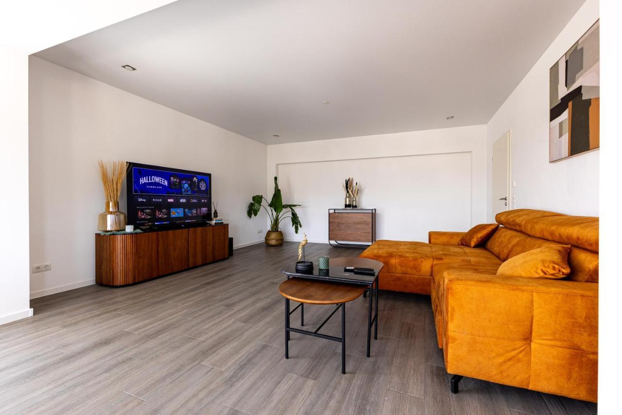 Design Apartment Zentral Fuer 6 In Andernach: Ausblick, Wifi, Kueche Экстерьер фото