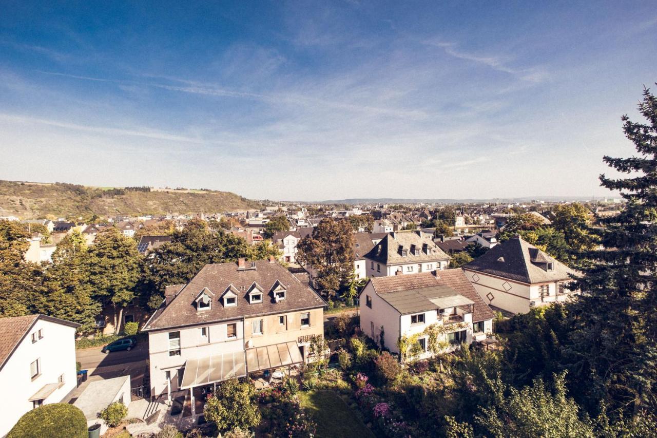 Design Apartment Zentral Fuer 6 In Andernach: Ausblick, Wifi, Kueche Экстерьер фото